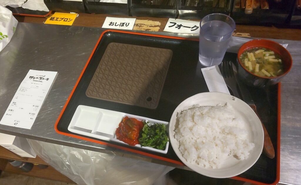 ワンダーステーキ海浜幕張店 
ステーキ待ち